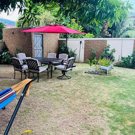 Kingston Oasis One Bedroom מראה חיצוני תמונה