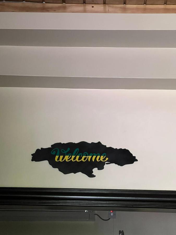 Kingston Oasis One Bedroom מראה חיצוני תמונה