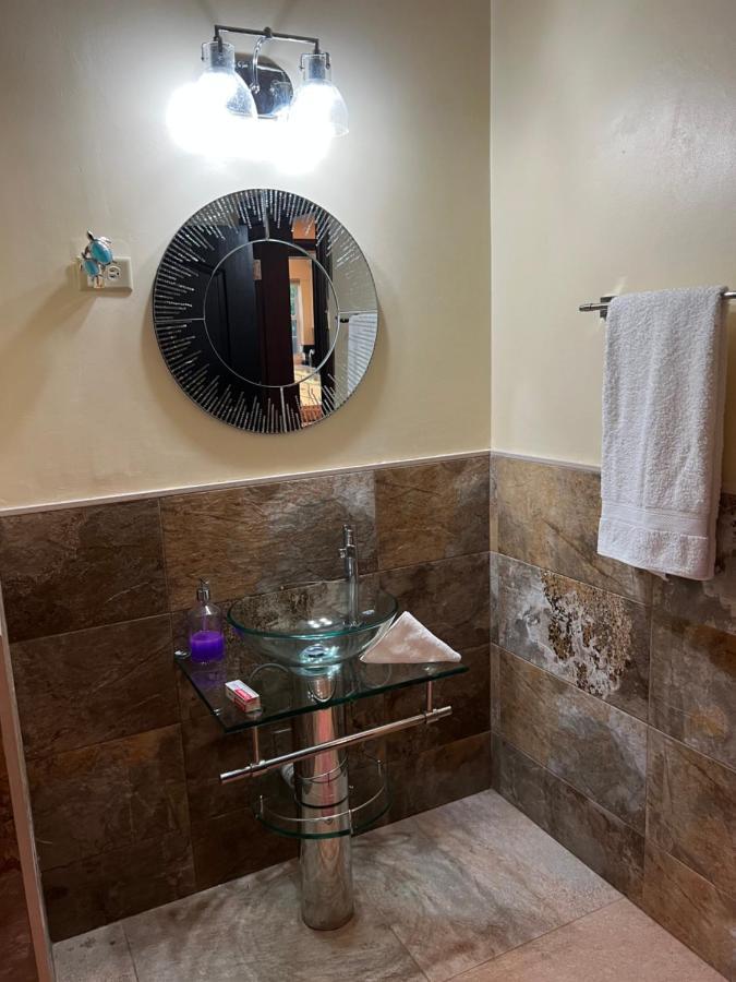 Kingston Oasis One Bedroom מראה חיצוני תמונה
